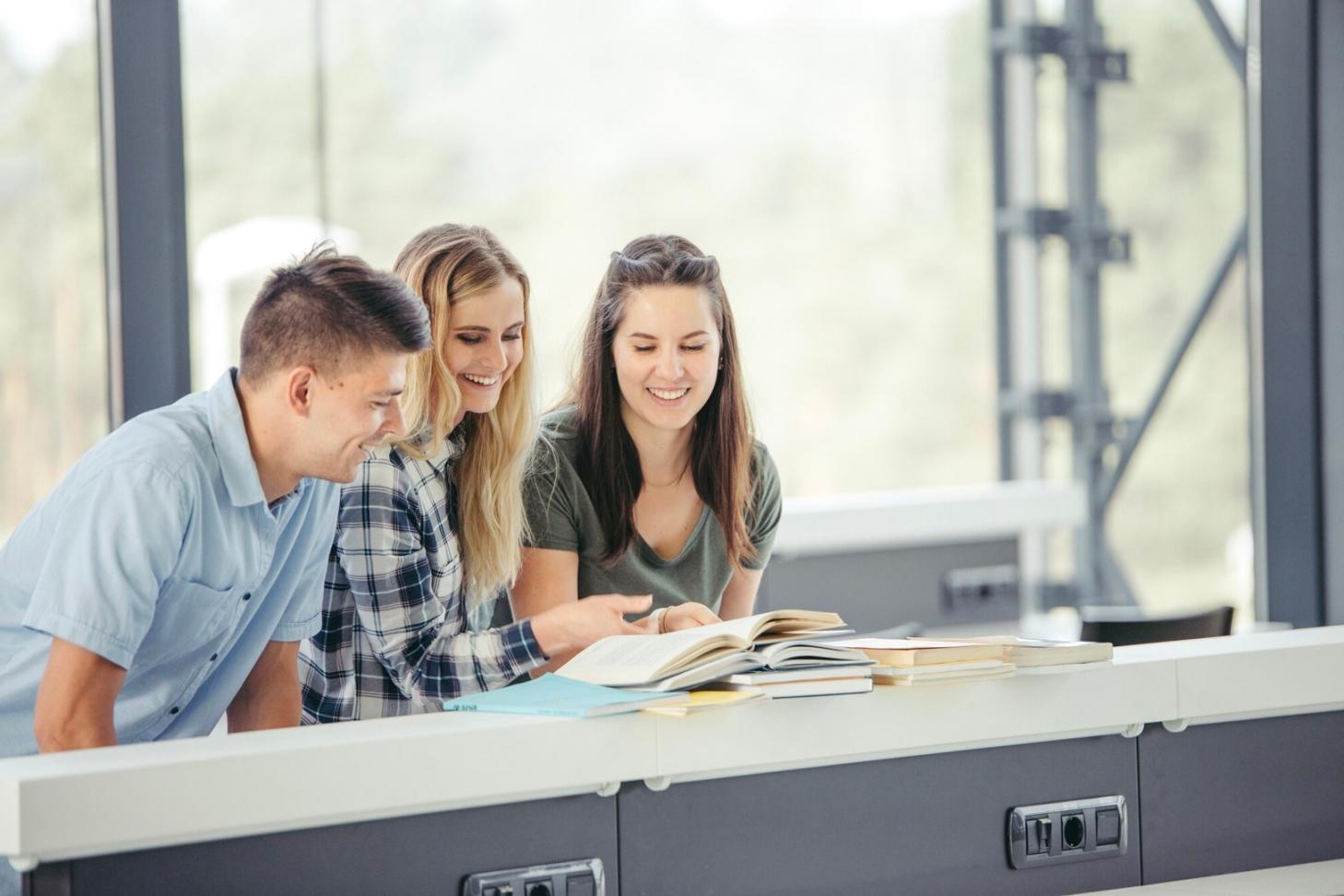 Nebenjob und Arbeitsrecht kennenlernen